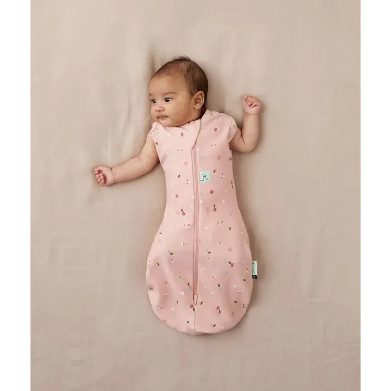 ergoPouch Cocoon Swaddle Bag 1.0 Tog - Daisies